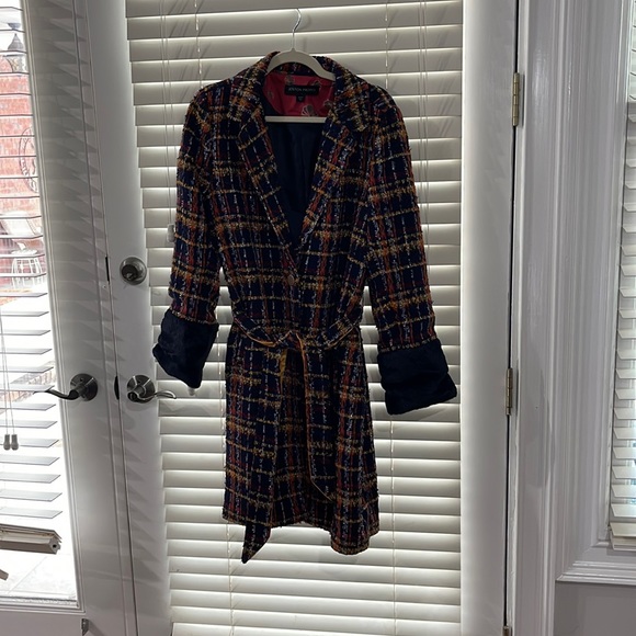 Boston proper jacket with belt tie and two button front.never worn! - Picture 3 of 4